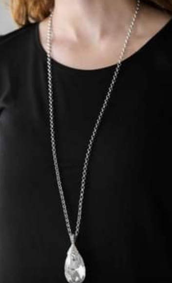 Necklace Set - Picture 2 of 2